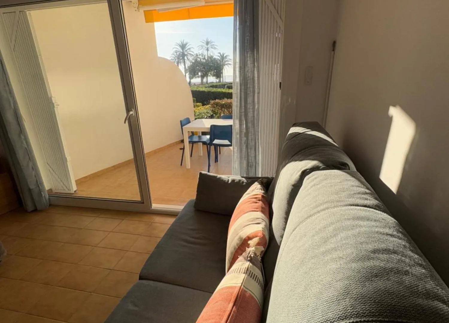 Apartment Holidays Oasis Roses Maritim Spain
